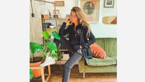 Digital Dust si aggiudica il pitch Armani Exchange per la comunicazione della collezione ispirata agli anni '90