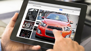 IAB Internet Motors. Il 51% dei consumatori europei è pronto ad acquistare l’auto online se video e foto ottimizzano il customer journey