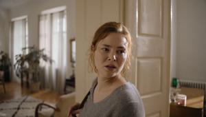 AXA Italia: con la campagna pubblicitaria “Essere donna non dovrebbe essere un rischio” ancora al fianco delle donne con servizi assicurativi di assistenza gratuiti in caso di violenza domestica. Firma  Publicis Conseil