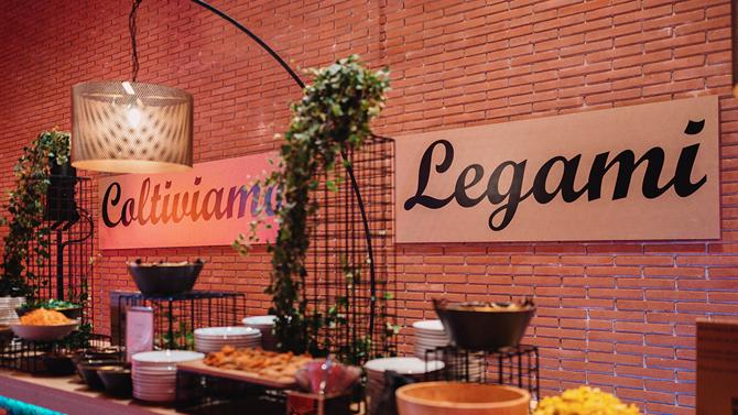 Bancone Terrarium   ph Fabrizio Di Domenico