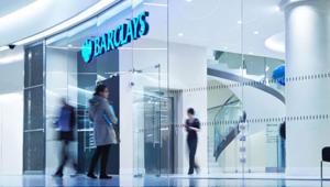 Barclays Investment Bank avvia una gara digital a livello globale. Oltre una decina le agenzie invitate