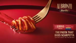 Elogio della scarpetta: con Barilla al bronzo l'usanza conviviale diventa un gesto gourmet. Firma LePub Italia