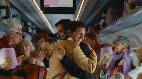 Bauli 30, spot, abbraccio Bauli 30, spot, abbraccio