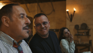 TIM: Gigi D’Alessio e Massimo Lopez tornano per il nuovo episodio della campagna "Il Fortino" per la piattaforma TimVision. Creatività a cura di Havas