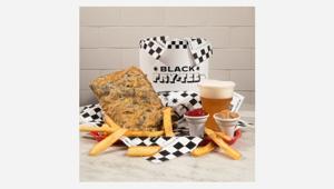 sucks trasforma il Black Friday nel Black FRY-DAY e lancia la prima t-shirt fritta