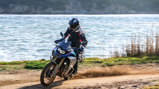 bmw f850gs dinamiche00 offroad 15
