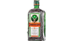 Nuovo logo e nuova bottiglia per Jägermeister