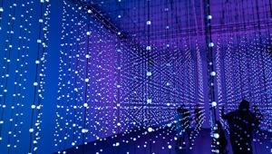 "Bubble World": l'esperienza immersiva debutterà a Lampo Scalo Farini, a Milano. Dal prossimo dicembre il pubblico potrà viaggiare in un mondo surreale e spumeggiante