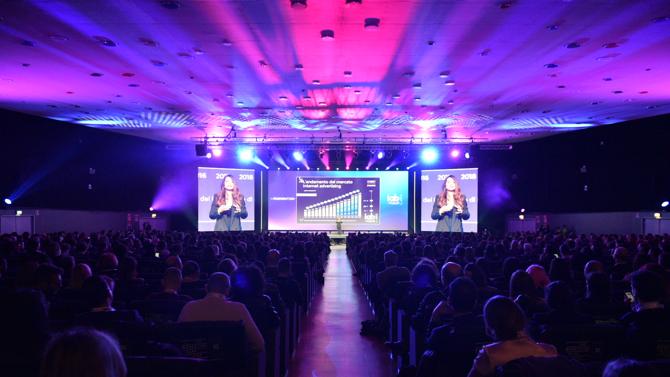 Denise Ronconi Direttrice Osservatorio Internet Media PoliMI Denise Ronconi Direttrice Osservatorio Internet Media PoliMI