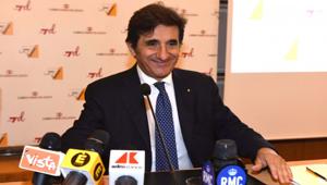 La7 riporta in tv Corrado Guzzanti nei nuovi palinsesti, conferma Lilli Gruber fino al 2022 e si apre ai diritti tv di Serie A. Pubblicità in crescita a maggio e giugno, e in lieve calo nel semestre. Cairo su Rcs: "confermo l'obiettivo di utile di 45 mln"