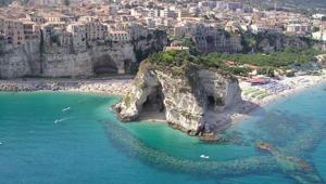 La Regione Calabria apre gara da 2,8 milioni di euro per servizi di comunicazione strategica e organizzazione eventi