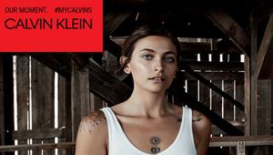 Calvin Klein on air con il nuovo capitolo della campagna #Mycalvins:Our Family. Scatti di Willy Vanderperre