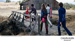 Oltre 20 modelli per la nuova campagna pubblicitaria di Calvin Klein a sostegno della linea 205W39NYC. Scatti di Willy Vanderperre