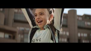 Dal 1 settembre è online la nuova campagna Decathlon firmata Meloria “Lo sport fa diventare grandi”