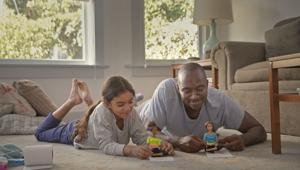 I papà protagonisti della nuova campagna di Barbie firmata BBDO