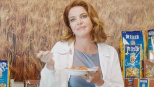 Claudia Gerini racconta De Cecco Integrale nel nuovo spot firmato LoRo. Produce FilmMaster