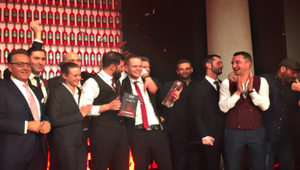Campari e il Cinema protagonisti a Roma della Barman Competition 2020 vinta da Corey Squarzoni con il cocktail Red Ticket