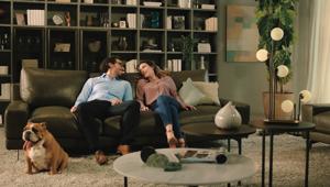 “Finalmente a casa”, Chateau d’Ax racconta la sua filosofia di total living nella campagna tv da oltre 1,5 milioni e sceglie Iaki e Flag Media