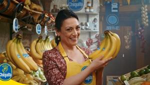 Chiquita torna in comunicazione con “Gusto unico, in tutta Italia” per celebrare i fruttivendoli. Firma Bitmama