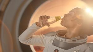 Schweppes torna on air con la campagna di comunicazione europea 'Take your time' firmata TBWA\Paris