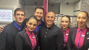 Fabio Cannavaro sorprende i vincitori dell'edizione speciale di #LetsGetLostItalia, su un volo Wizz Air e li accompagna a vedere Italia-Macedonia
