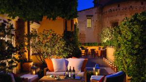 A Roma apre la terrazza dell'Hotel Capo d'Africa