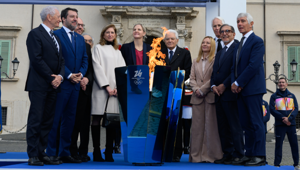 Viaggio della Fiamma Olimpica Milano Cortina 2026: il Presidente Mattarella ha acceso il Braciere in Piazza del Quirinale