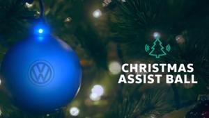 Gruppo DDB Italia e Volkswagen augurano a tutti un Buon Natale con Christmas Assist Ball