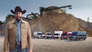 'Be Chuck or be Pro', al via la nuova campagna internazionale di Fiat Professional con Chuck Norris. Budget in linea con il 2016