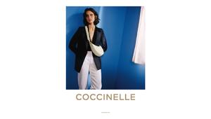 Coccinelle racconta la sua “Italia bella” con Valentina Bellè