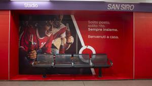 Coca-Cola è il nuovo sponsor della fermata “San Siro Stadio” della Linea 5 della metropolitana con un progetto di Access Live Communication