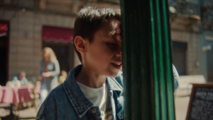 Primigi si affida a Marimo e festeggia i 50 anni con la campagna “Gioco Fuori, Cresco Dentro”: il divertimento come chiave per riconnettere famiglie e nuove generazioni