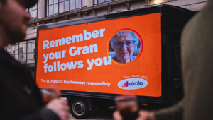 Airalo e DUDE London lanciano "Internet Responsibly" per un San Patrizio senza rimpianti social