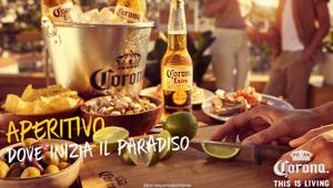 Corona lancia la campagna "Dove inizia il paradiso" per un 2021 all'insegna dell'aperitivo