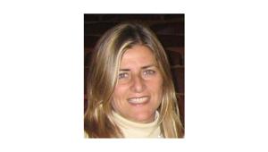 A Costanza Esclapon la comunicazione di Alitalia