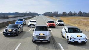 Ultima tappa per the Car of the Year 2024. A Courmayeur Mont Blanc prima di scoprire la vincitrice a Ginevra e un convegno su “Il futuro della mobilità e la transizione verso l’elettrico”