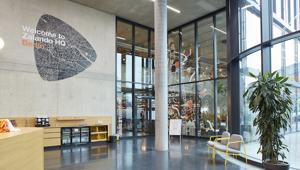 Zalando investe in ispirazione, logistica e tecnologia per stimolare la crescita futura in un contesto di aumento degli utili del terzo trimestre. EBIT rettificato a 23,2 milioni di euro rispetto allo stesso periodo del 2022 (+72%)