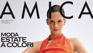 Amica apre l'estate con le Icon Bags 2014 e gli Speciali Sfilate e Sfilate Accessori Autunno/Inverno 2024-25. La campagna a supporto è realizzata da Hi! Comunicazione
