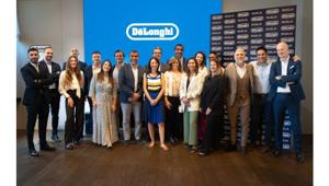 Mailander firma per De' Longhi in un progetto di comunicazione integrata. Ufficio stampa, comunicazione digitale ed eventi per raccontare la nuova coffee experience di Rivelia