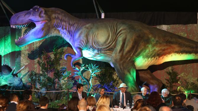 Dinosaur Invasion 415B1572