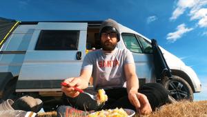 Il 30 luglio su DMAX lo speciale 'Io vado a vivere nel camper' con Yari Ghidone