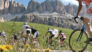 Panariagroup al fianco della 31° edizione della Maratona dles Dolomites-Enel come Gold Partner