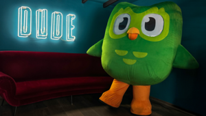 DUDE Milano si aggiudica l’apertura e la guida creativa dei canali social di Duolingo
