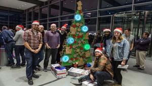 Christmas Dyson Challenge, la nuova sfida a tema ingegneristico rivoluziona il tradizionale albero di Natale