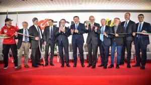 Su il sipario su Eicma 2024. L'Olimpiade delle due ruote compie 110 anni e festeggia con numeri record: 770 espositori e 330mila mq a Rho Fiera Milano. Editoriale Domus presente con Dueruote e uno stand sede di un ricco programma di attività