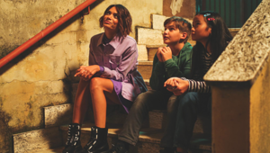 La cantante Elodie regala ai bambini e ragazzi del Quartaccio di Roma i corsi di Digital Education Lab