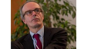 AXA Italia lancia la quarta edizione di #NatiPer. In palio un premio da 50.000 euro. Al via la campagna adv firmata Publicis. Investimenti 2017 a +30%