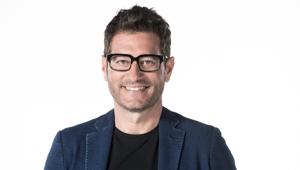 Su Canale 5 la nuova edizione di 'Scherzi a Parte' condotta da Enrico Papi