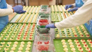 Esselunga va on air in tv con la campagna "Più la conosci, più ti innamori". Creatività di Armando Testa