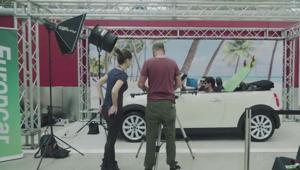 Set hollywoodiano firmato Europcar Italia e Mini all'Aeroporto di Fiumicino. Firma Italia Brand Group